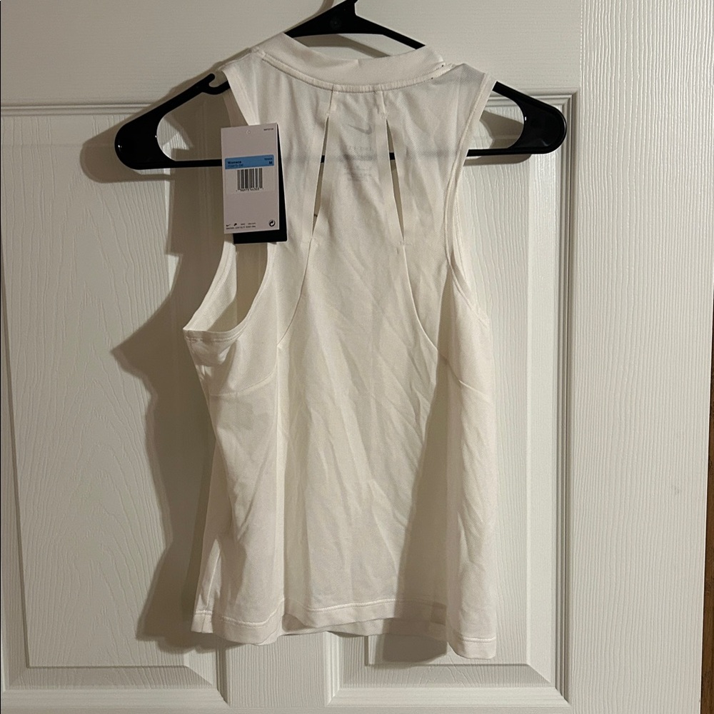 NWT Nike Women's White Tennis Tank Top - Picture 3 of 4